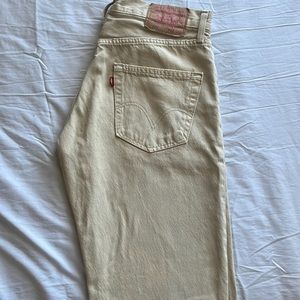 Levi’s straight leg